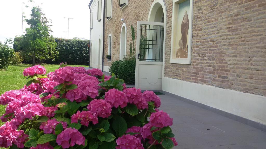 Relais Villa Roncuzzi Russi Exterior foto